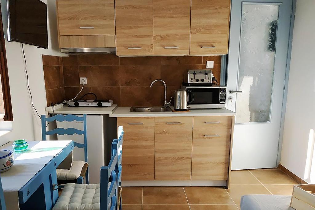 Ariadne,Traditional Apartment In Centre Of Poros Poros Town Ngoại thất bức ảnh