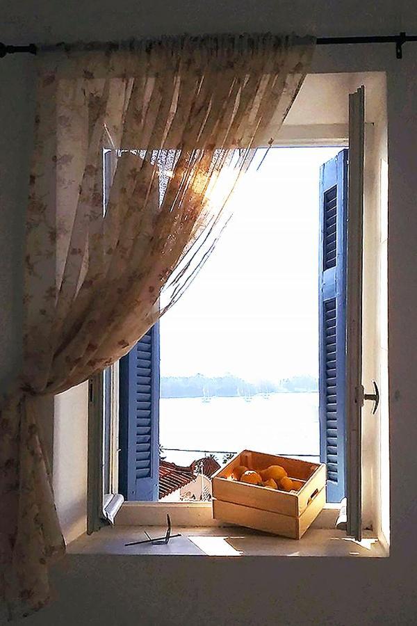 Ariadne,Traditional Apartment In Centre Of Poros Poros Town Ngoại thất bức ảnh
